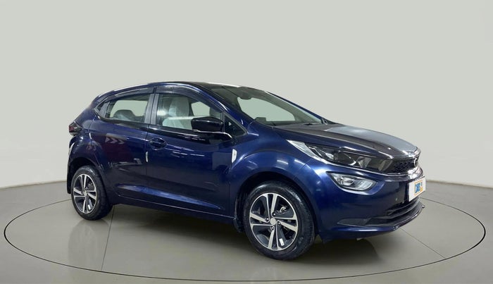 2024 Tata ALTROZ XZA + SUNROOF, Petrol, Automatic, 4,304 km, Right Front Diagonal