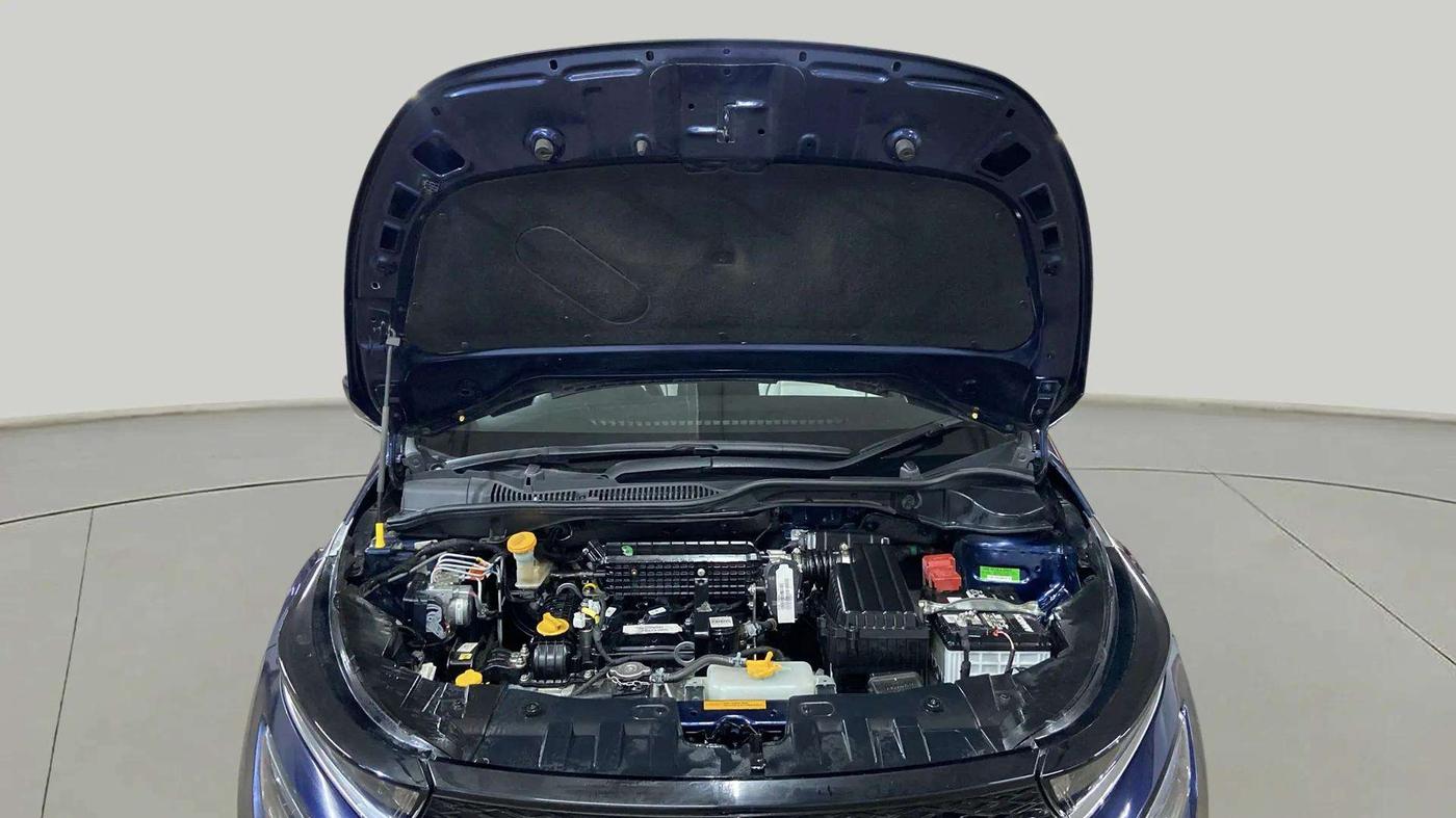 2024 Tata ALTROZ XZA + SUNROOF, Petrol, Automatic, 4,304 km, Open Bonet