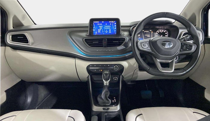 2024 Tata ALTROZ XZA + SUNROOF, Petrol, Automatic, 4,304 km, Dashboard