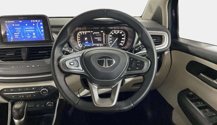 2024 Tata ALTROZ XZA + SUNROOF, Petrol, Automatic, 4,304 km, Steering Wheel Close Up