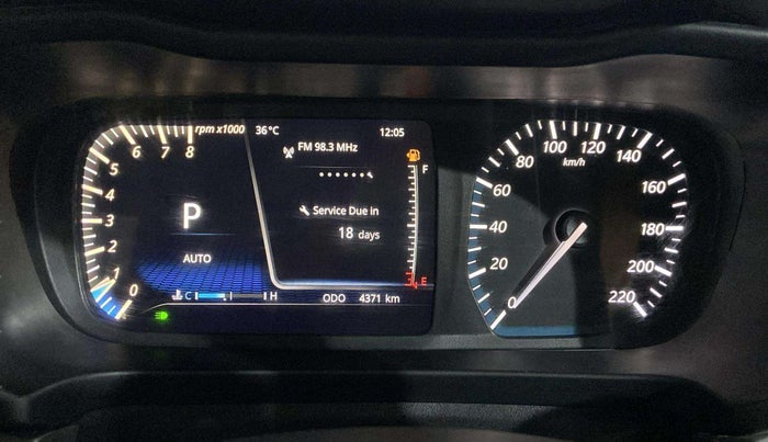 2024 Tata ALTROZ XZA + SUNROOF, Petrol, Automatic, 4,304 km, Odometer Image