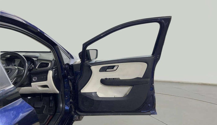 2024 Tata ALTROZ XZA + SUNROOF, Petrol, Automatic, 4,304 km, RHS Front Door