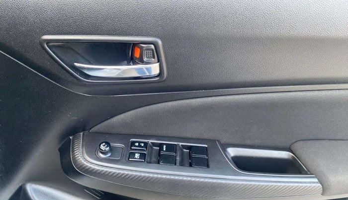 2021 Maruti Swift VXI, Petrol, Manual, 25,003 km, Driver Side Door Panels Control