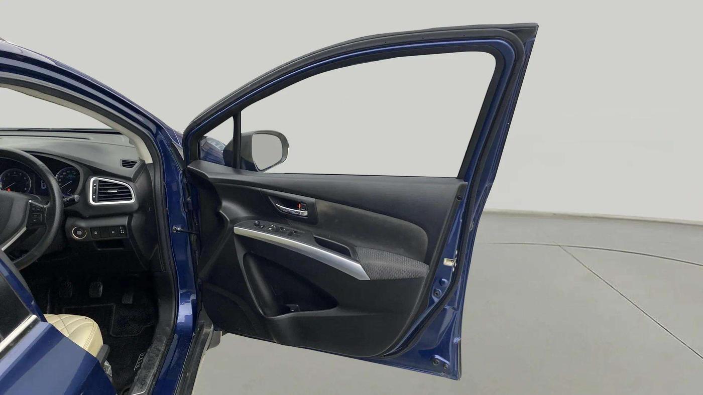 2022 Maruti S Cross ZETA 1.5, Petrol, Manual, 78,226 km, RHS Front Door