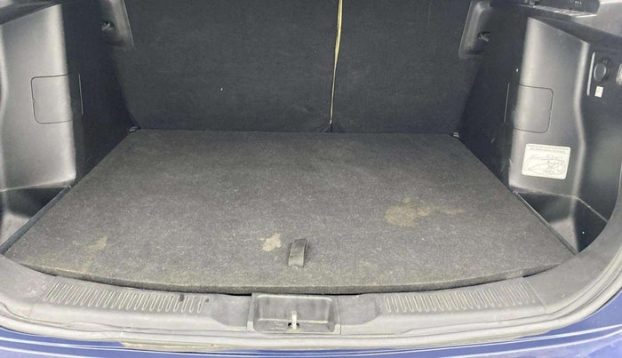 2022 Maruti S Cross ZETA 1.5, Petrol, Manual, 78,131 km, Boot Inside