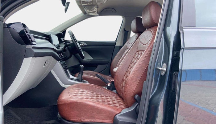 2023 Skoda KUSHAQ AMBITION 1.0L TSI MT, Petrol, Manual, 23,072 km, Right Side Front Door Cabin