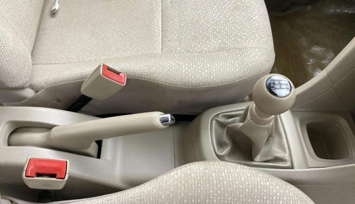 2014 Maruti Swift Dzire VXI, Petrol, Manual, 84,866 km, Gear Lever