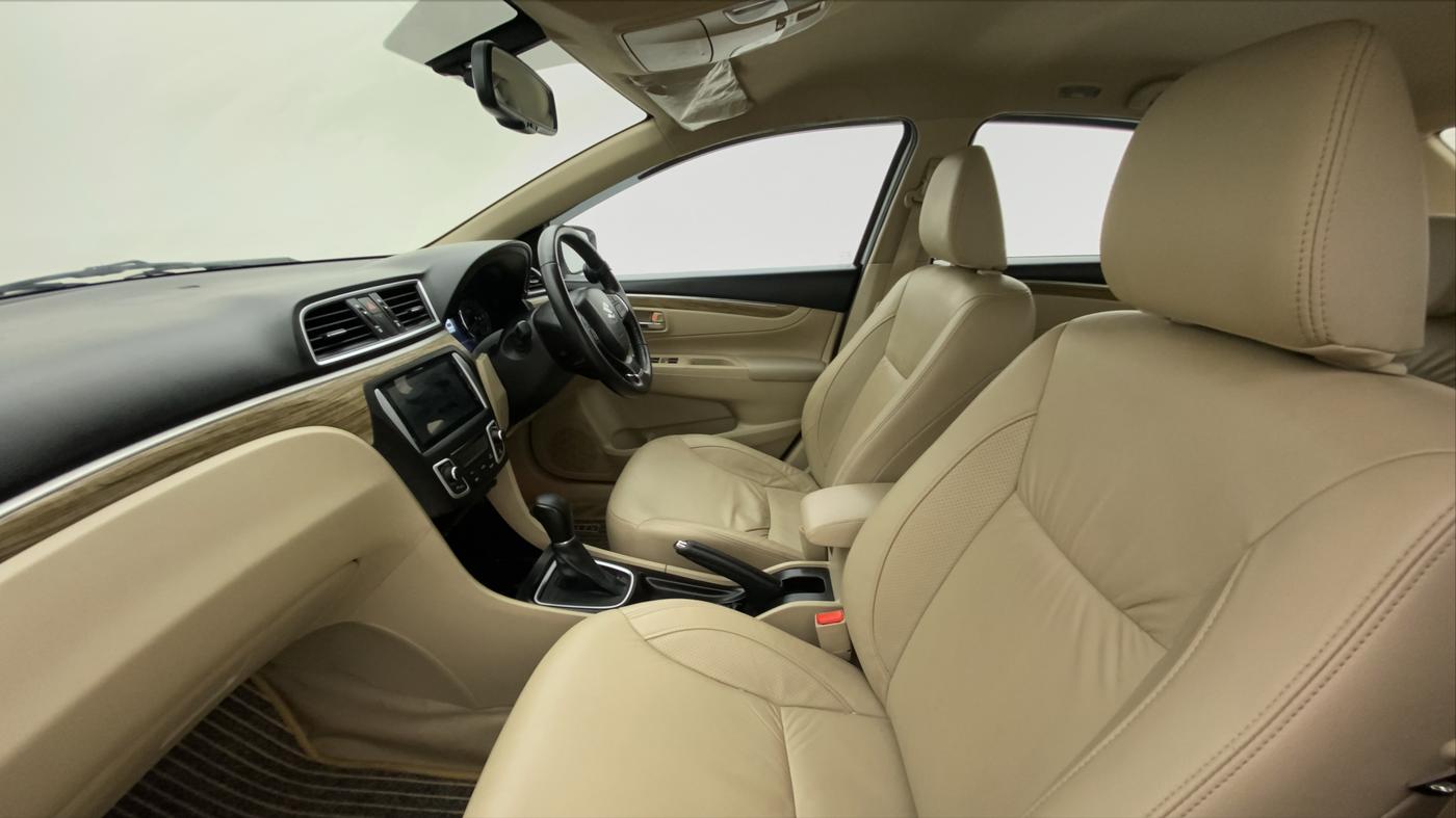 2021 Maruti Ciaz ALPHA 1.5 AT SHVS, Petrol, Automatic, 21,832 km, Right Side Front Door Cabin