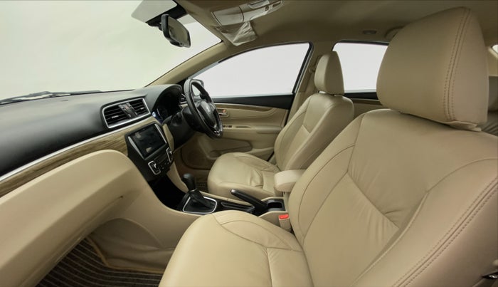 2021 Maruti Ciaz ALPHA 1.5 AT SHVS, Petrol, Automatic, 21,832 km, Right Side Front Door Cabin