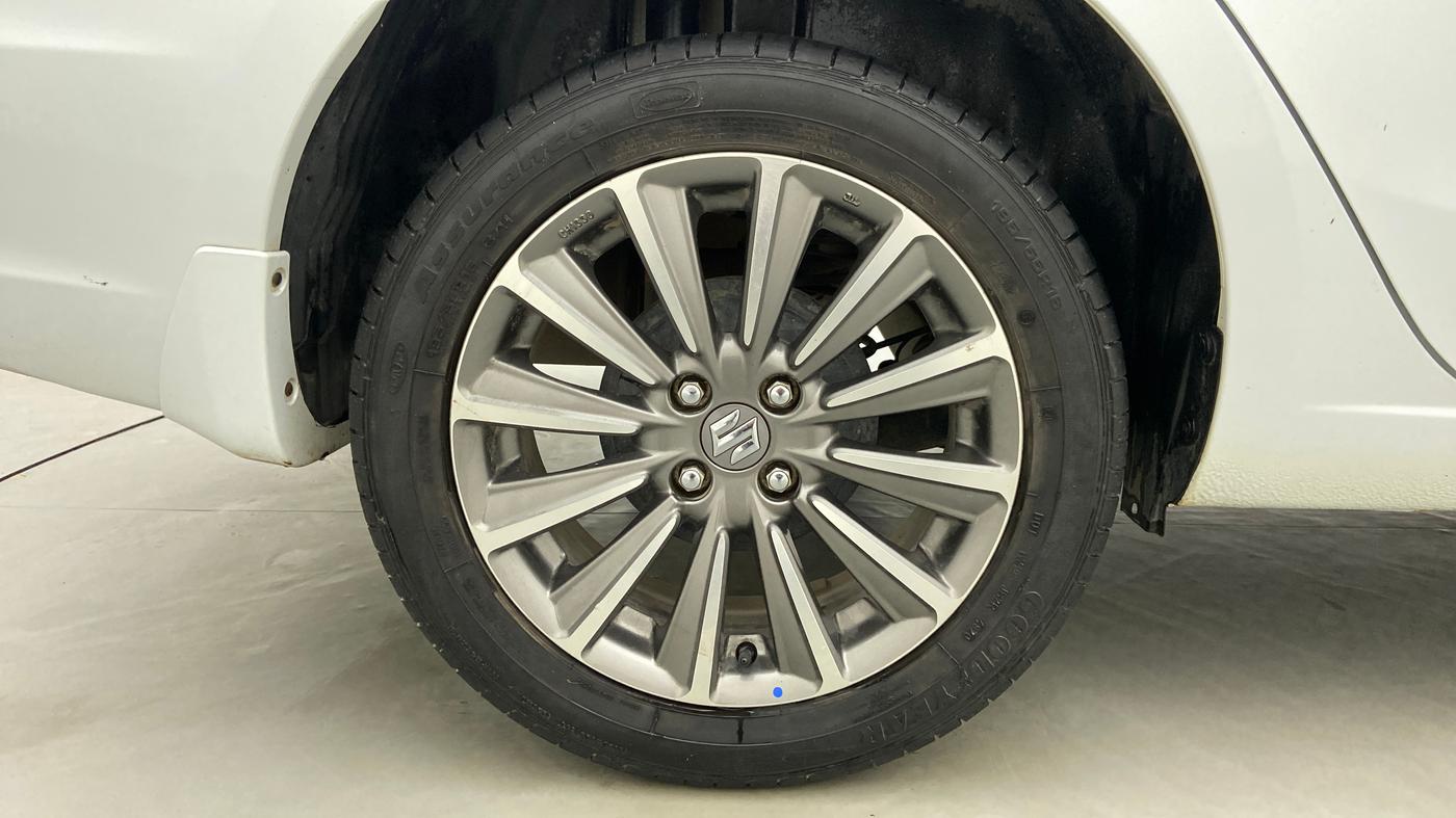 2021 Maruti Ciaz ALPHA 1.5 AT SHVS, Petrol, Automatic, 21,832 km, Right Rear Wheel