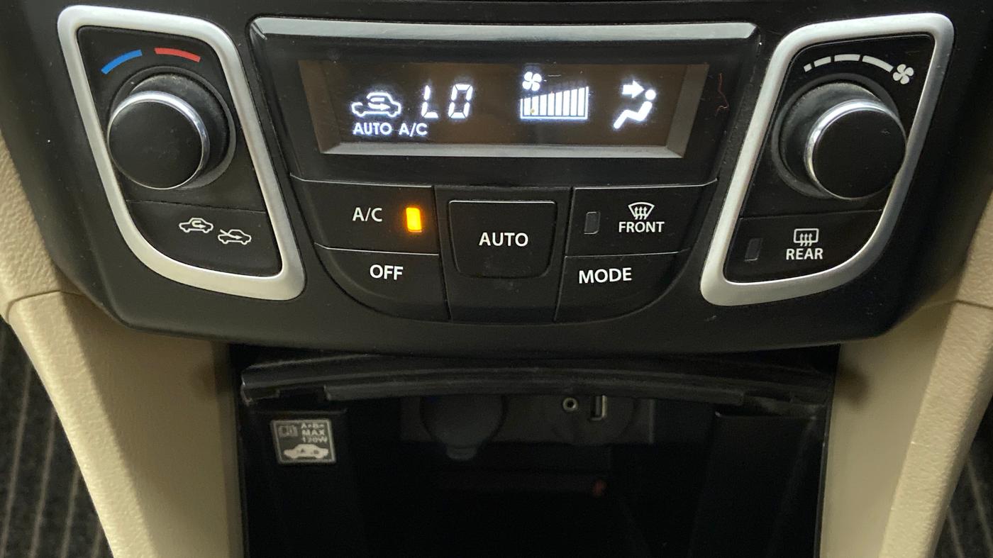 2021 Maruti Ciaz ALPHA 1.5 AT SHVS, Petrol, Automatic, 21,832 km, Automatic Climate Control