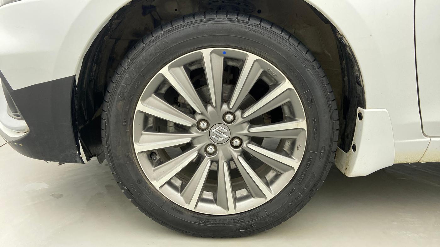2021 Maruti Ciaz ALPHA 1.5 AT SHVS, Petrol, Automatic, 21,832 km, Left Front Wheel