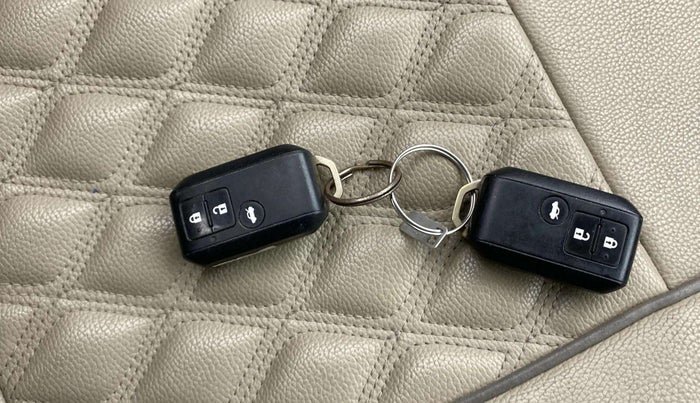 2019 Maruti Dzire ZXI AMT, Petrol, Automatic, 68,005 km, Key Close Up