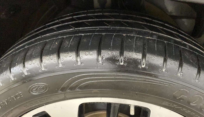 2021 MG HECTOR SHARP 1.5 PETROL CVT, Petrol, Automatic, 39,767 km, Right Front Tyre Tread