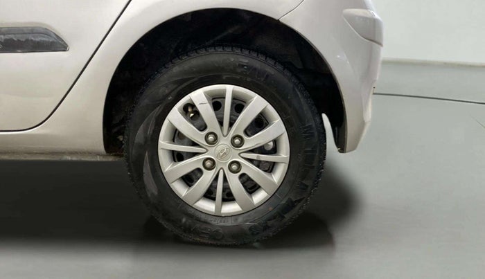 2013 Hyundai i10 MAGNA 1.1, Petrol, Manual, 53,209 km, Left Rear Wheel