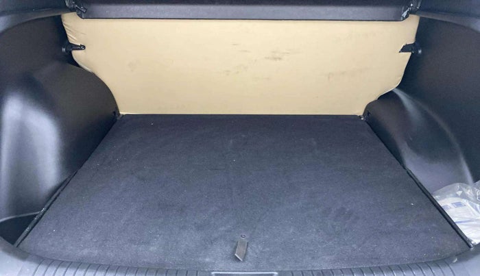 2019 Hyundai Creta SX 1.6 PETROL, Petrol, Manual, 28,684 km, Boot Inside