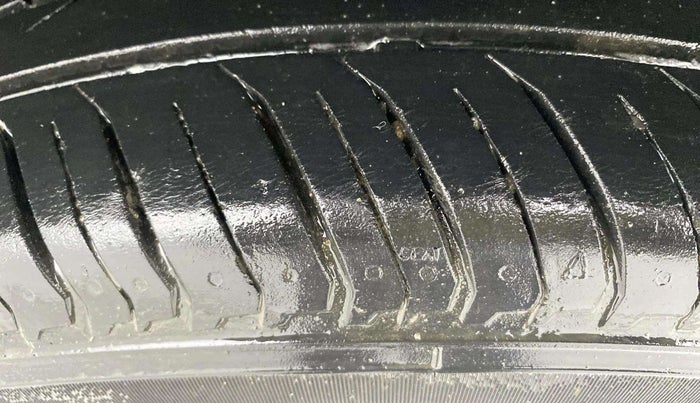 2021 Renault Kiger RXZ AMT, Petrol, Automatic, 18,838 km, Left Rear Tyre Tread