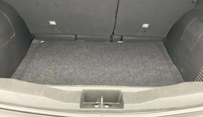 2021 Renault Kiger RXZ AMT, Petrol, Automatic, 18,838 km, Boot Open Zoomed View