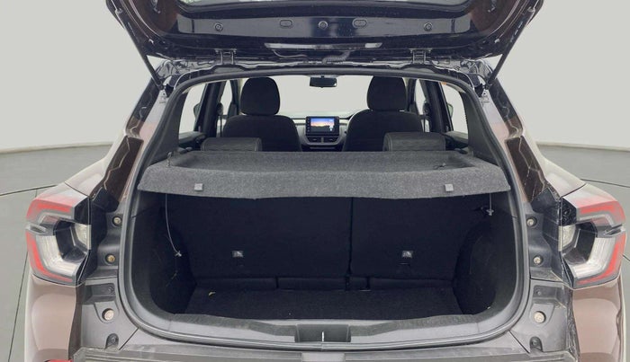 2021 Renault Kiger RXZ AMT, Petrol, Automatic, 18,838 km, Boot Inside