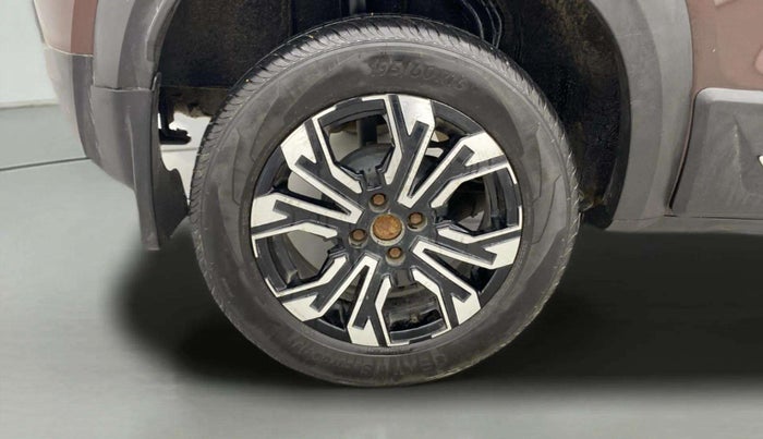 2021 Renault Kiger RXZ AMT, Petrol, Automatic, 18,838 km, Right Rear Wheel