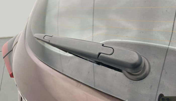 2021 Renault Kiger RXZ AMT, Petrol, Automatic, 18,838 km, Rear Wiper