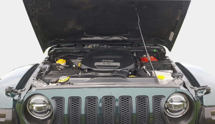 2017 Jeep WRANGLER UNLIMITED 4X4 PETROL, Petrol, Automatic, 33,797 km, Open Bonet