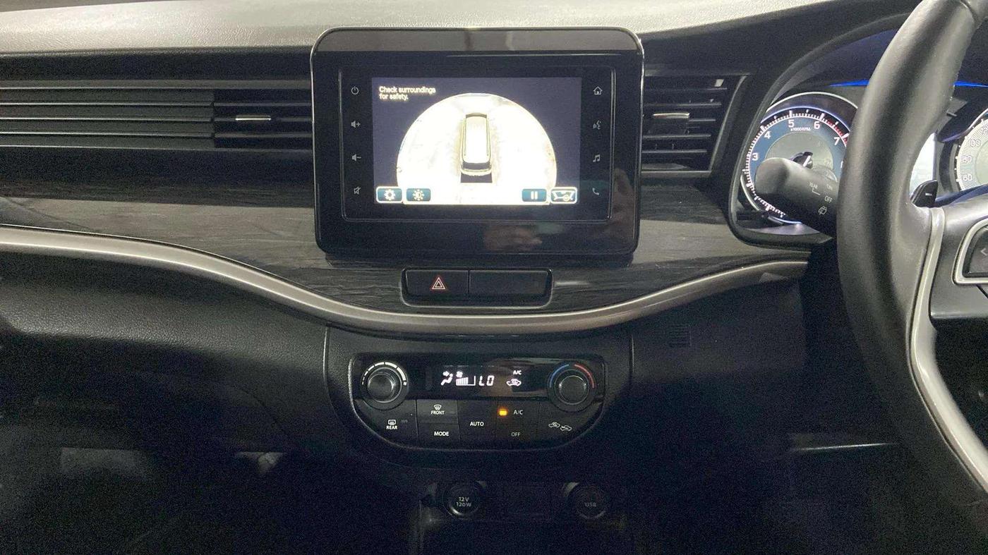 2022 Maruti XL6 ALPHA AT, Petrol, Automatic, 22,631 km, Air Conditioner