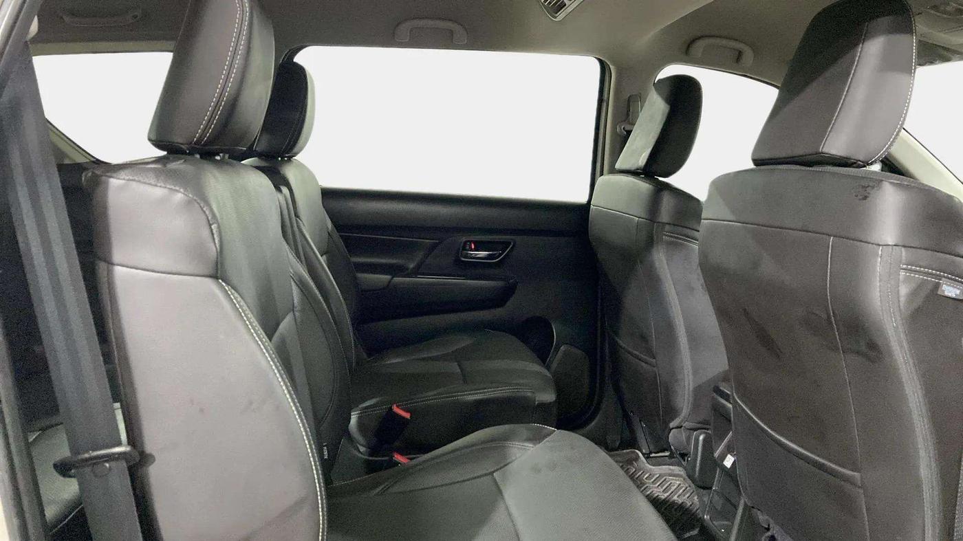 2022 Maruti XL6 ALPHA AT, Petrol, Automatic, 22,631 km, Right Side Rear Door Cabin