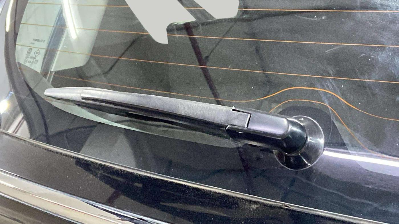 2022 Maruti XL6 ALPHA AT, Petrol, Automatic, 22,631 km, Rear Wiper