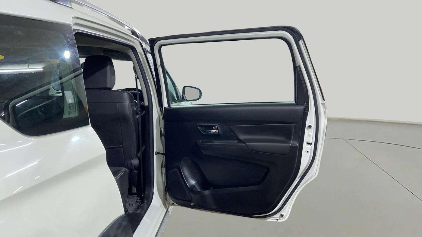 2022 Maruti XL6 ALPHA AT, Petrol, Automatic, 22,631 km, RHS Rear Door