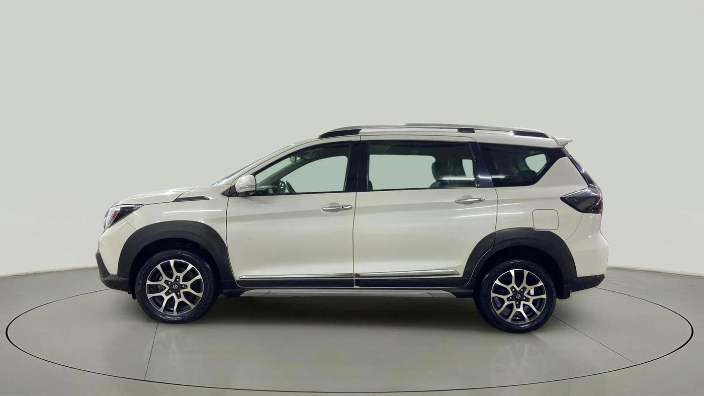 2022 Maruti XL6 ALPHA AT, Petrol, Automatic, 22,631 km, Left Side