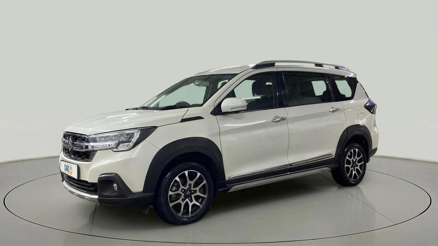 2022 Maruti XL6 ALPHA AT, Petrol, Automatic, 22,631 km, Left Front Diagonal