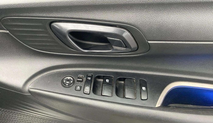 2021 Hyundai NEW I20 ASTA 1.2 AT, Petrol, Automatic, 46,997 km, Driver Side Door Panels Control