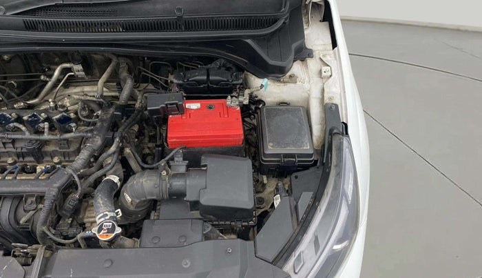2021 Hyundai NEW I20 ASTA 1.2 AT, Petrol, Automatic, 46,997 km, Engine View - Left