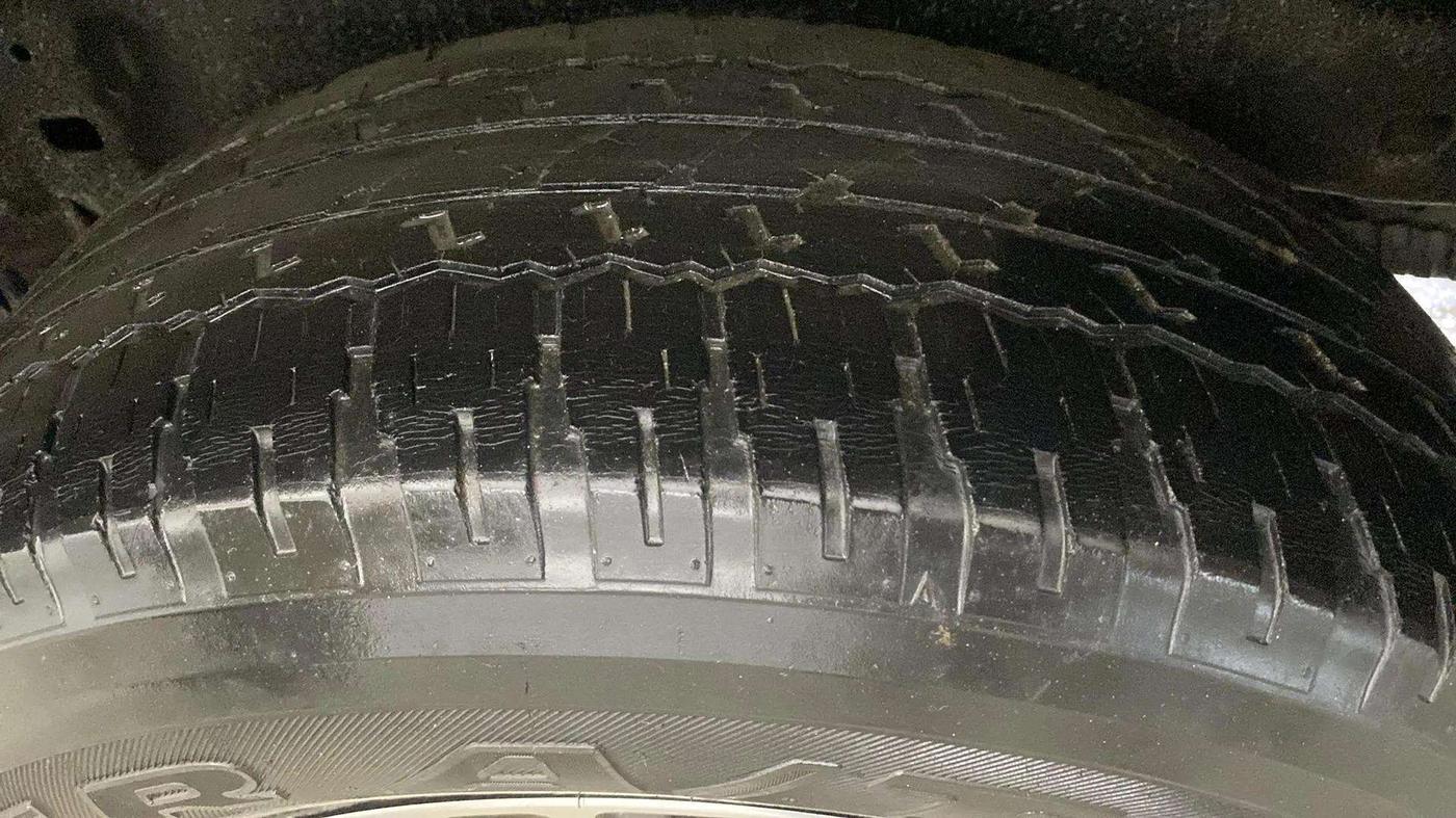 2018 Toyota Fortuner 2.8 4X2 MT, Diesel, Manual, 58,504 km, Right Rear Tyre Tread