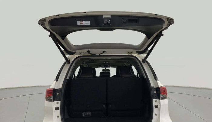 2018 Toyota Fortuner 2.8 4X2 MT, Diesel, Manual, 54,083 km, Boot Door Open