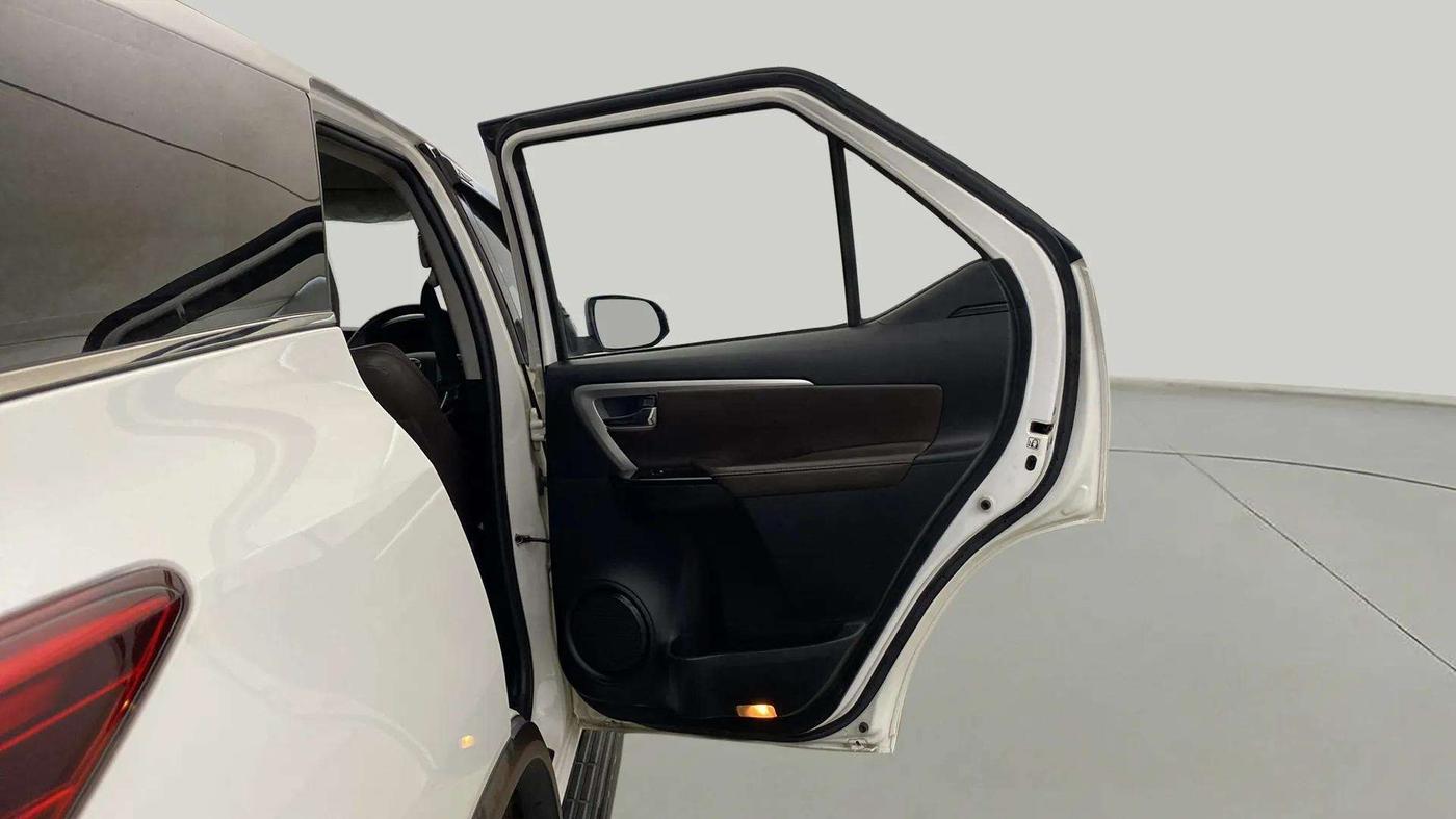 2018 Toyota Fortuner 2.8 4X2 MT, Diesel, Manual, 58,504 km, RHS Rear Door