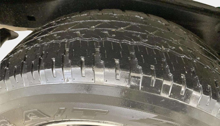 2018 Toyota Fortuner 2.8 4X2 MT, Diesel, Manual, 54,083 km, Left Front Tyre Tread