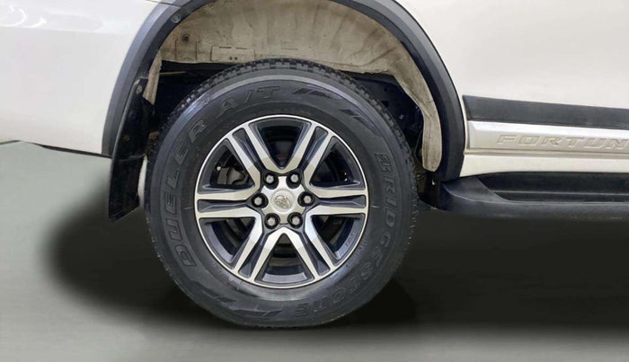 2018 Toyota Fortuner 2.8 4X2 MT, Diesel, Manual, 54,083 km, Right Rear Wheel