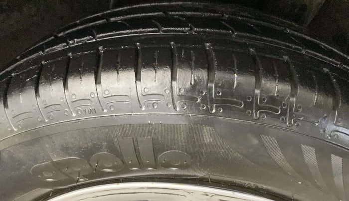 2022 Hyundai AURA S 1.2, Petrol, Manual, 51,533 km, Right Rear Tyre Tread