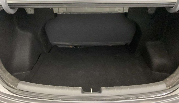 2022 Hyundai AURA S 1.2, Petrol, Manual, 51,533 km, Boot Inside