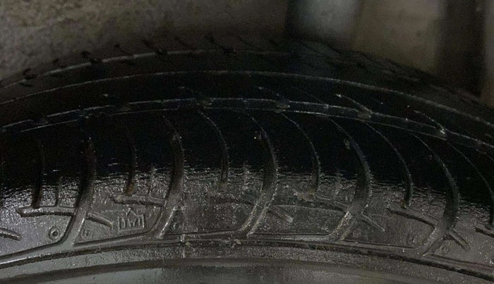 2017 Maruti Celerio ZXI, Petrol, Manual, 42,119 km, Left Rear Tyre Tread