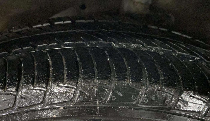 2017 Maruti Celerio ZXI, Petrol, Manual, 42,119 km, Left Front Tyre Tread