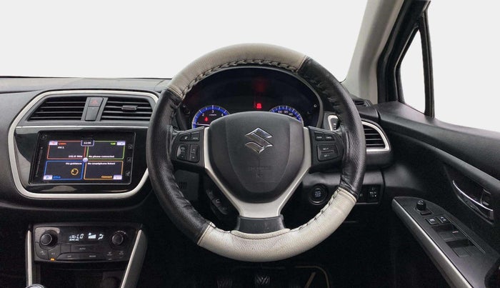 2017 Maruti S Cross ALPHA 1.3, Diesel, Manual, 74,254 km, Steering Wheel Close Up