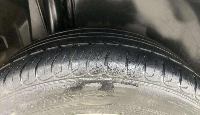2017 Maruti S Cross ALPHA 1.3, Diesel, Manual, 74,254 km, Right Rear Tyre Tread