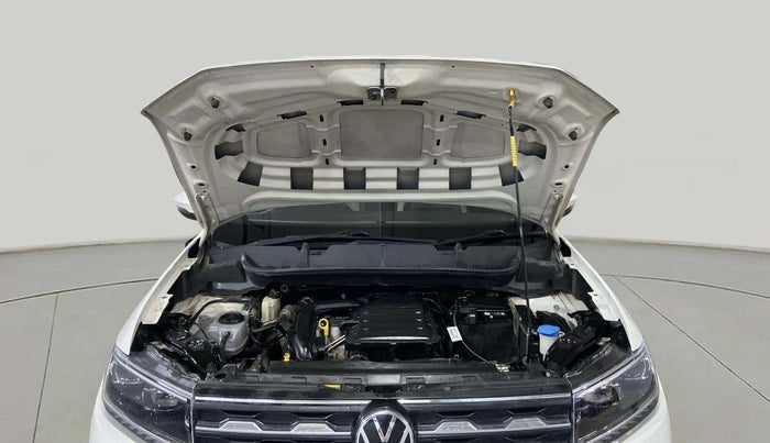 2022 Volkswagen TAIGUN TOPLINE 1.0 TSI MT, Petrol, Manual, 65,373 km, Open Bonet