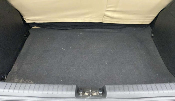 2019 Hyundai Elite i20 SPORTZ PLUS 1.2, Petrol, Manual, 33,641 km, Boot Inside