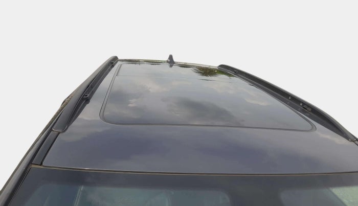 2022 Jeep Compass MODEL S (O) 1.4 PETROL DCT, Petrol, Automatic, 16,313 km, Moonroof/ Sunroof