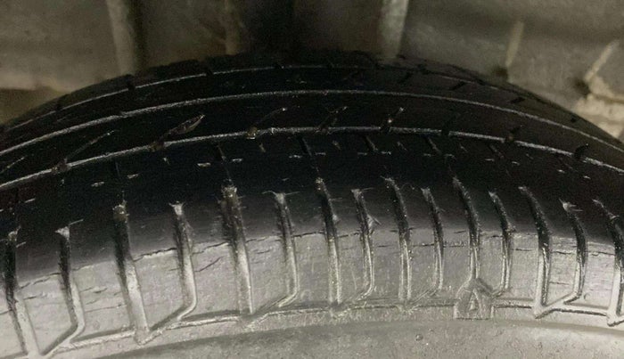 2018 Tata Tiago XE PETROL, Petrol, Manual, 62,095 km, Right Rear Tyre Tread