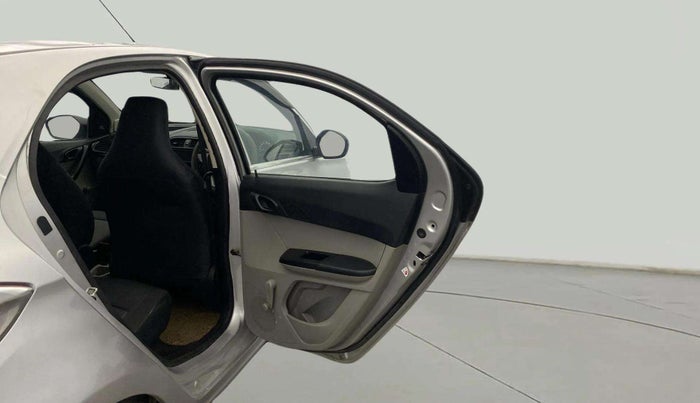 2018 Tata Tiago XE PETROL, Petrol, Manual, 62,095 km, RHS Rear Door